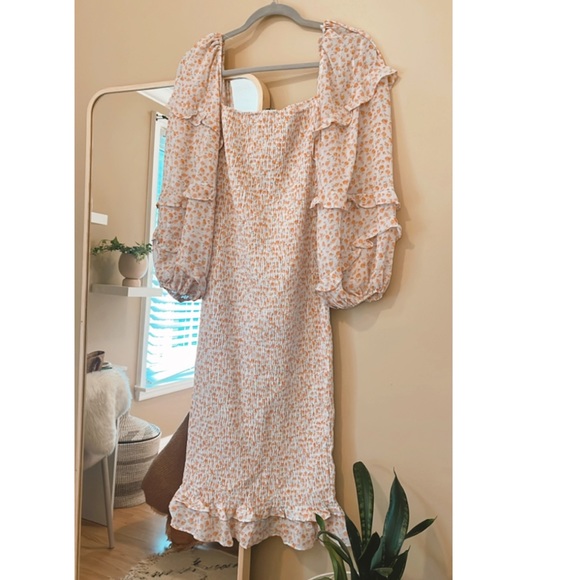 Petal + Pup Floral Dress - Picture 5 of 12